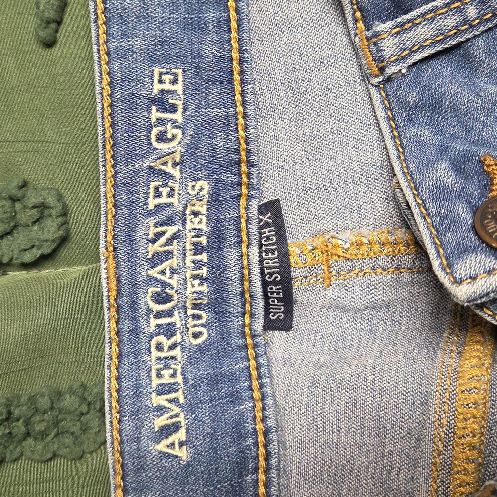 AEO Shorts - Picture 4 of 6